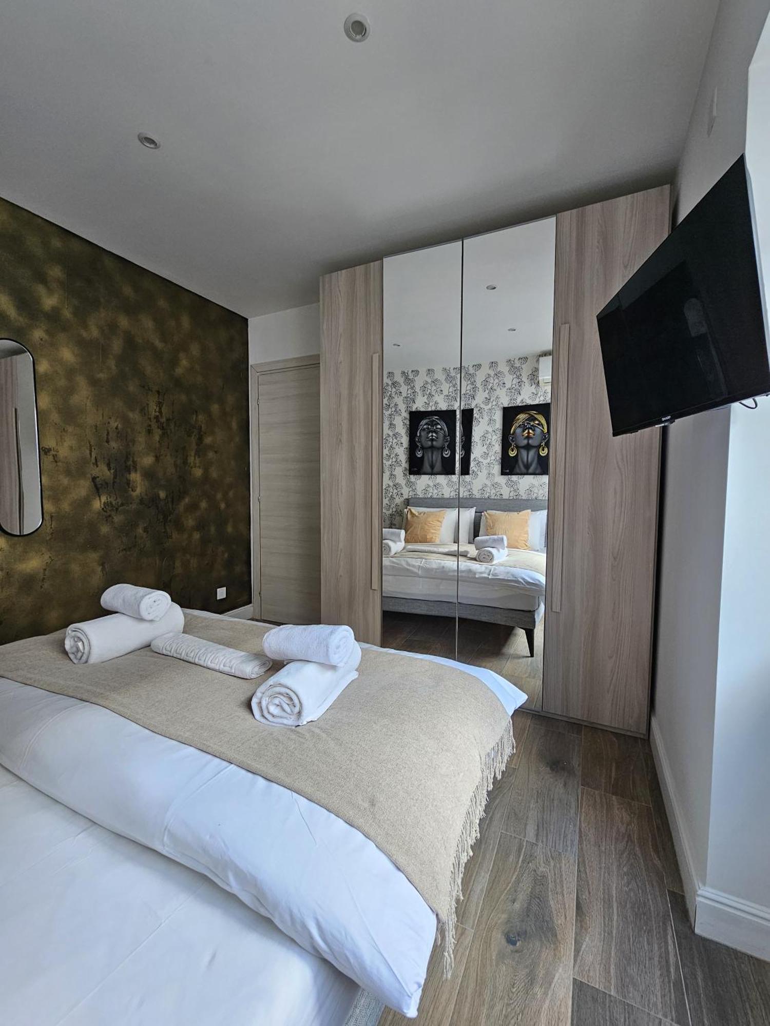 Korzo Suites Sliema III Bagian luar foto